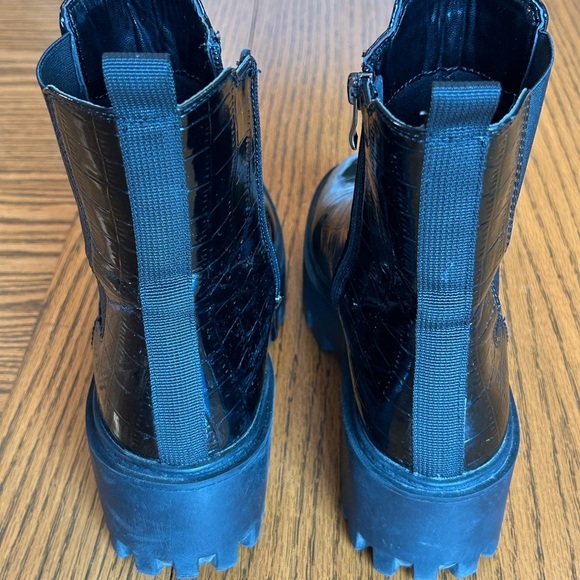 Simmi  London Glossy Black Croc-Embossed Combat Boots Size 9 - Picture 10 of 11